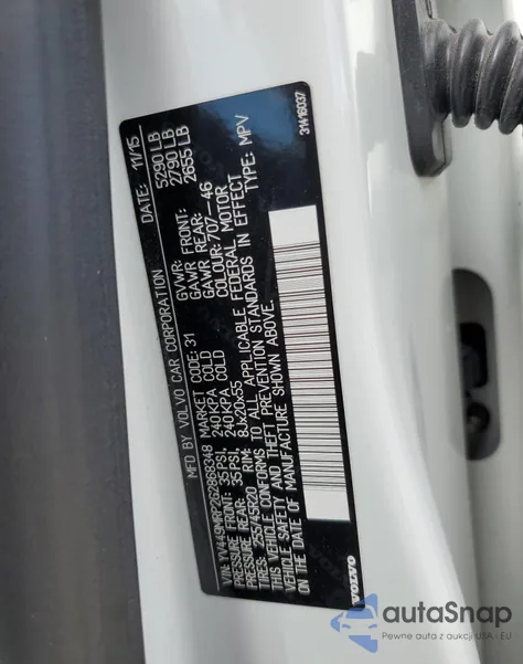 2016 Volvo Xc60 T6 R-Design из США, поврежденный, VIN YV449MRP2G2868348